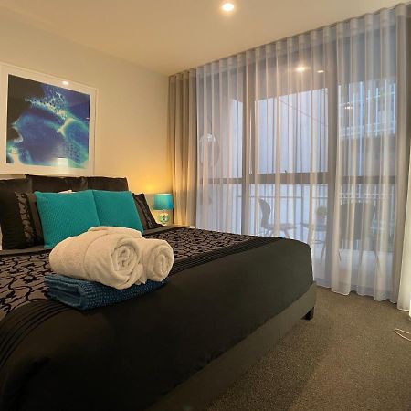 The Gallery Luxe 1 Bedroom Executive Apartment In The Heart Of Braddon Wine Secure Parking Wifi Camberra Exterior foto