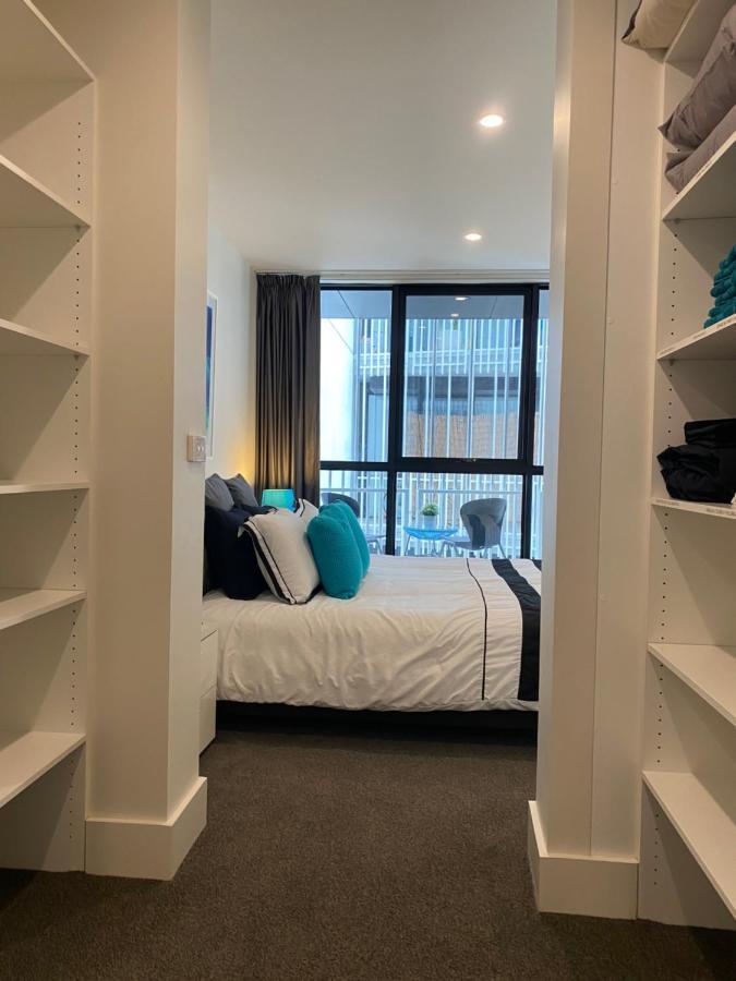 The Gallery Luxe 1 Bedroom Executive Apartment In The Heart Of Braddon Wine Secure Parking Wifi Camberra Exterior foto