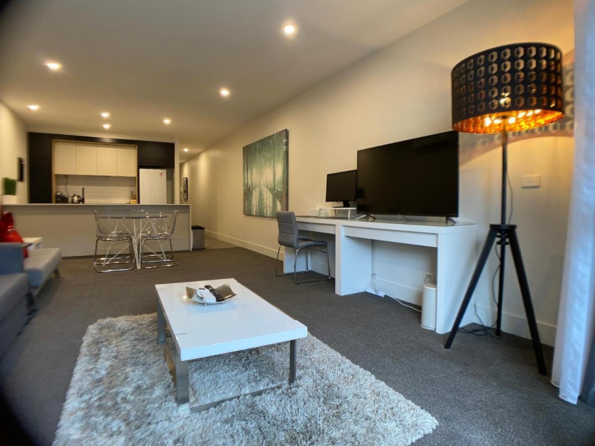 The Gallery Luxe 1 Bedroom Executive Apartment In The Heart Of Braddon Wine Secure Parking Wifi Camberra Exterior foto