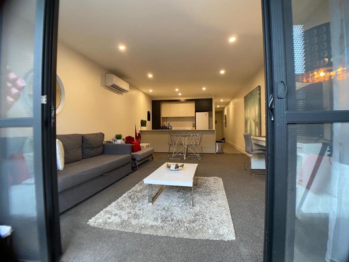 The Gallery Luxe 1 Bedroom Executive Apartment In The Heart Of Braddon Wine Secure Parking Wifi Camberra Exterior foto